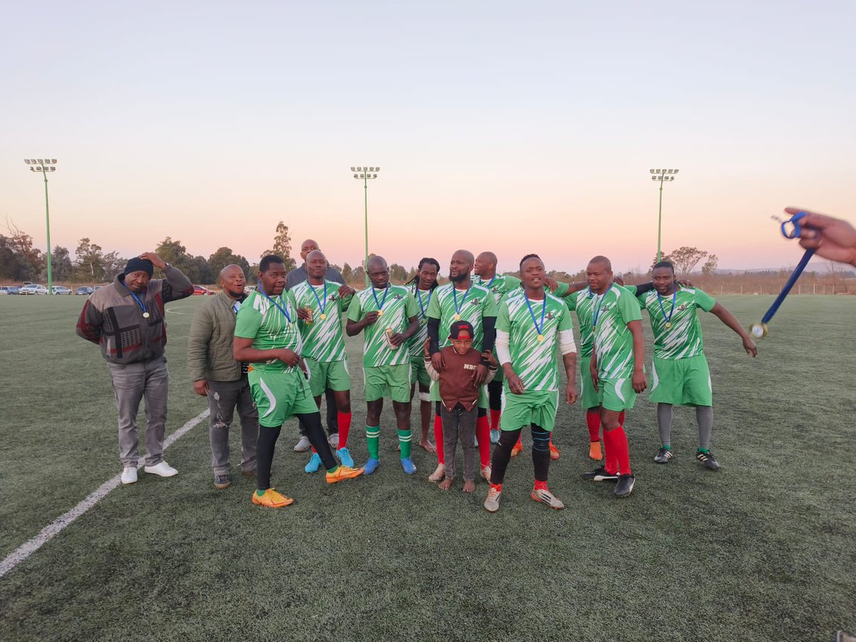 AlvedaFc's tweet photo. Well done Alveda Masters, JHB South Champions 🎊 https://t.co/COUuWmWI7y