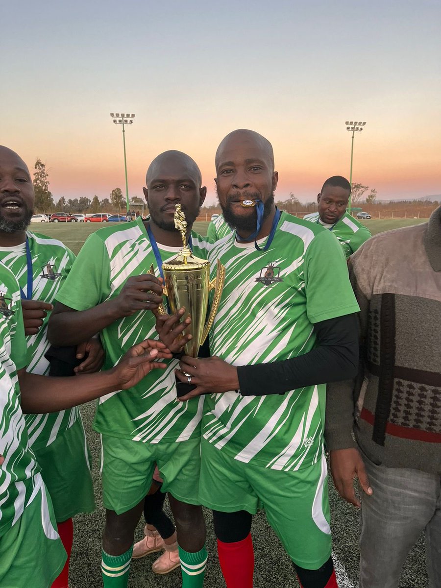 AlvedaFc's tweet photo. Well done Alveda Masters, JHB South Champions 🎊 https://t.co/COUuWmWI7y