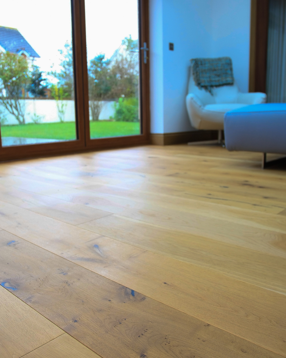 Changing up your flooring can bring a new lease of life into your home. 

Take a look at how we can help with that.

oakfloorsonline.com