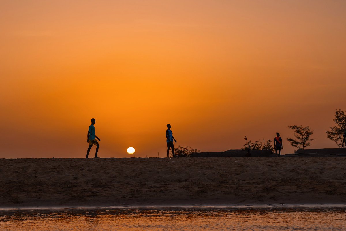 celiasaff's tweet photo. Je vois tout le monde poster des paysages de son pays, comme personne ne s’est lancé pour le Sénégal j’me lance 🇸🇳 https://t.co/XSN9fs1Hp7
