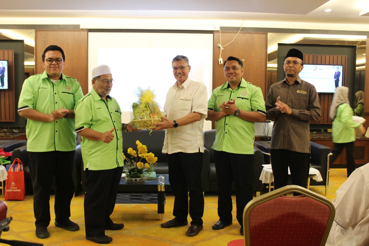 ppkpserai's tweet photo. 14 JULAI 2024 (AHAD) | MAJLIS PERASMIAN MESYUARAT AGUNG TAHUNAN KALI KE-46 PPK PADANG SERAI. https://t.co/8KgcztkK81