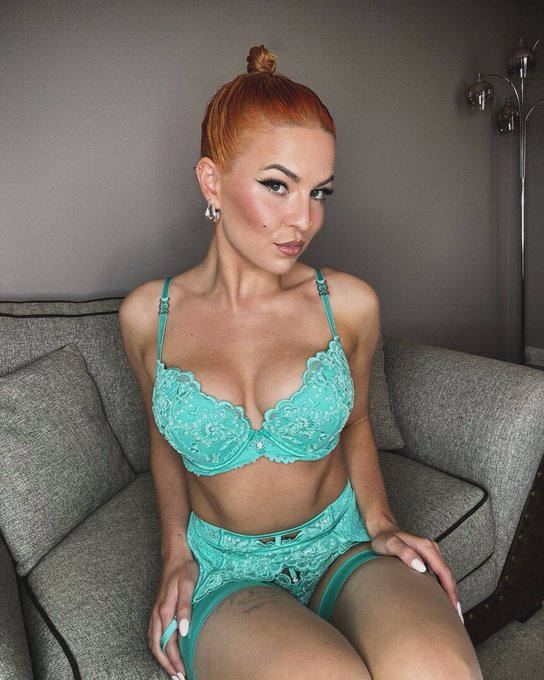 I know for a fact you want to call me on cam 🫦 @OTR_Models   https://t.co/VhUZE1ez6c https://t.co/zI