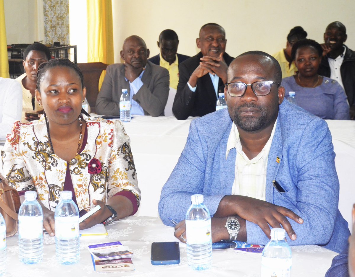 lyn2ki's tweet photo. Thrilled to have participated in the inaugural town hall in Kabale by @CmaUganda on "Investment Opportunities within the Capital Markets Space."

We covered investment products, risk &amp; return, &amp; investor protection. 

Empowering investors is truly fulfilling!
#InvestorEducation https://t.co/YLkJ9lTGp0