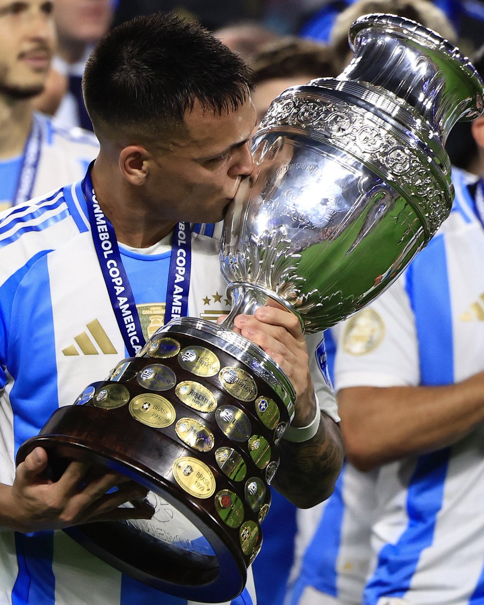 Azoooz_45A's tweet photo. El Toro
Lautaro 🇦🇷
#ARGCOL
#CONMEBOLCopaAmérica
#FrozaInter https://t.co/2IYyGzLFOu
