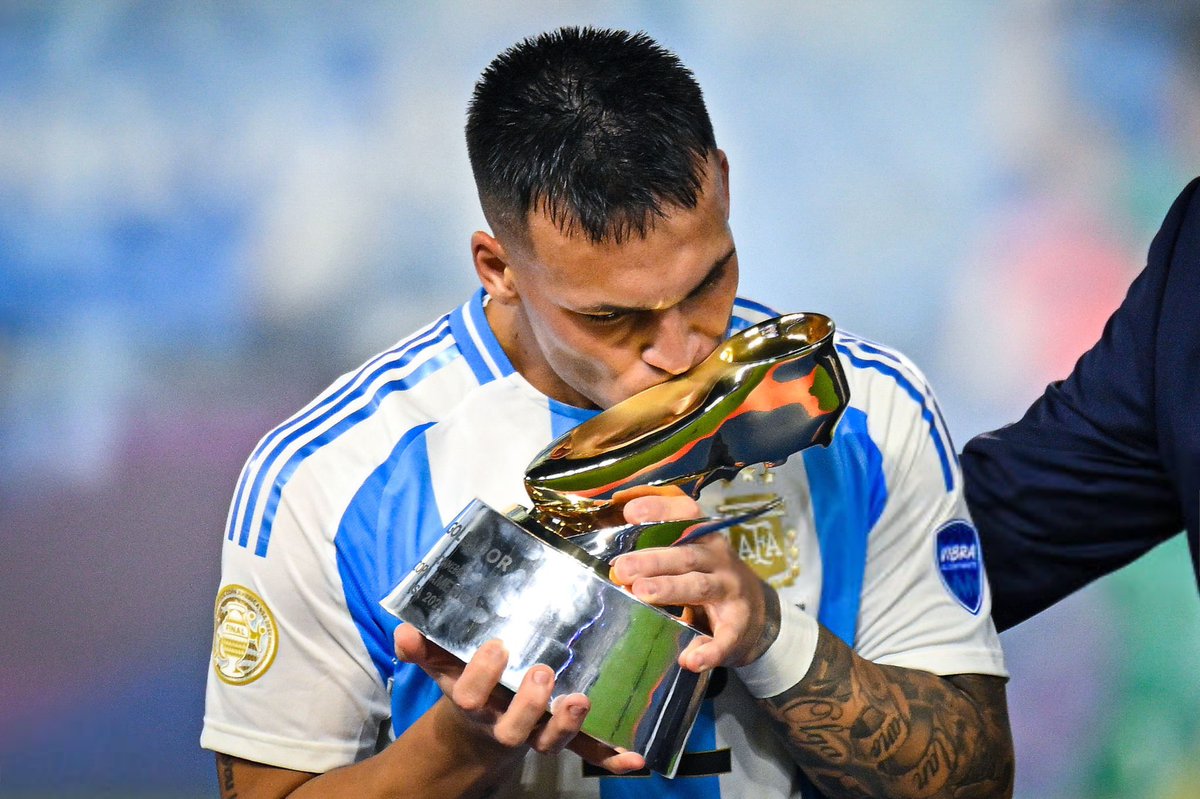 Azoooz_45A's tweet photo. El Toro
Lautaro 🇦🇷
#ARGCOL
#CONMEBOLCopaAmérica
#FrozaInter https://t.co/2IYyGzLFOu