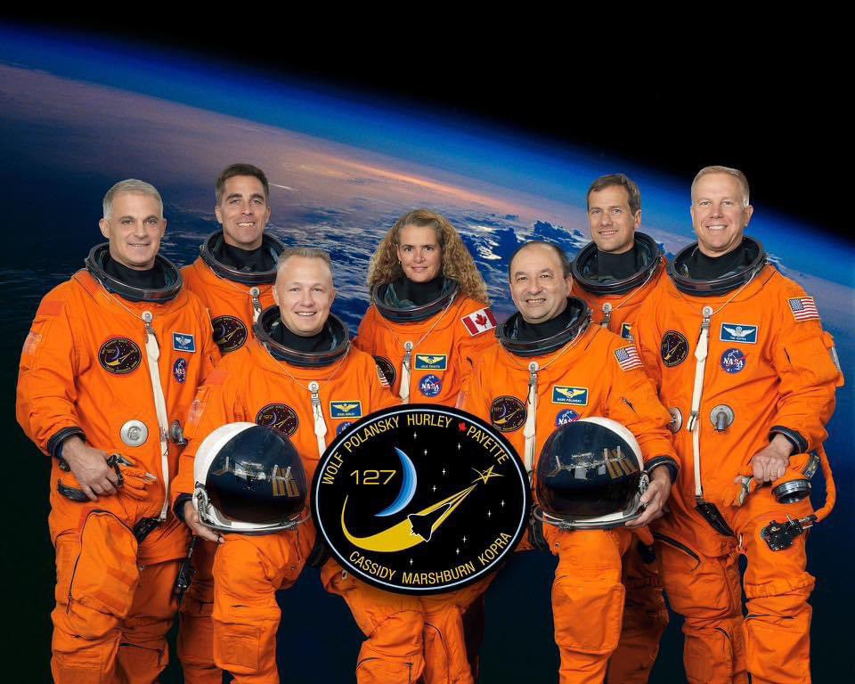 CrazySpaceMouse's tweet photo. Il y a 15 ans… décollage d’Endeavour mission STS-127 avec notre ami @Astro_127 
Quel souvenir !😍
Miss you my friend
(📷 MAS) https://t.co/kgi4PMPQDL