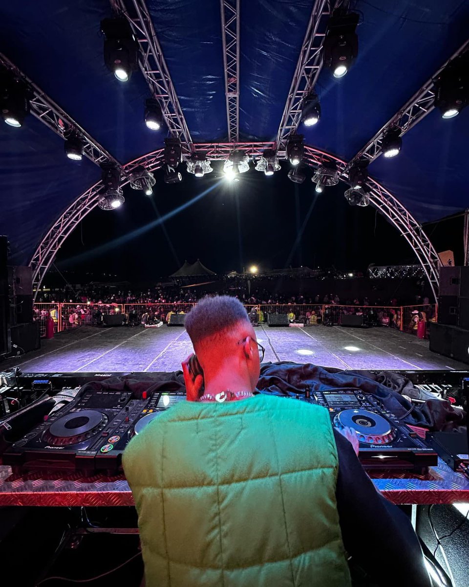 Phindile_Rsa's tweet photo. Donβt sleep on #iParty https://t.co/6050zBumRY