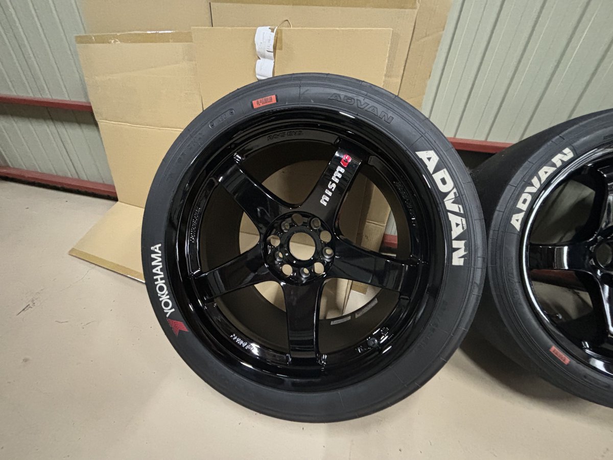 2x4_6's tweet photo. LMGT来たしスリック履いて
サイド管にした
色々した👌 https://t.co/3HEEOmKVKP