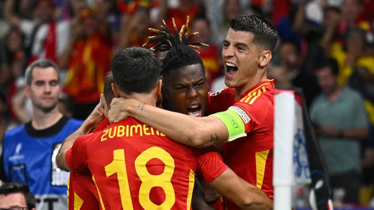 🇪🇸 Un fútbol sencillo, eficaz y eficiente basado en optimizar relaciones y una coherencia no tan coherente en todos los equipos. En la Eurocopa de las 'estrellas' gana la sencillez que a veces es la más completa.