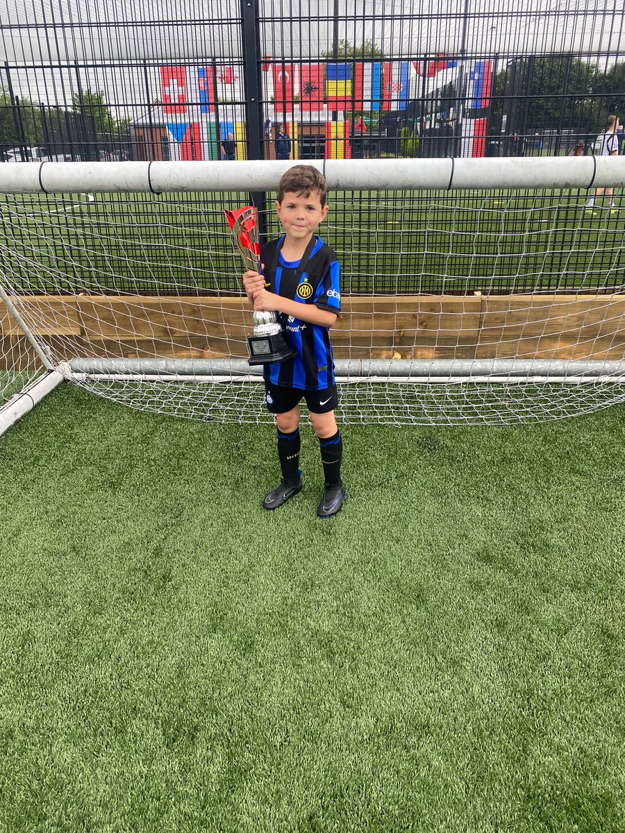 Karen Valentine tweet media