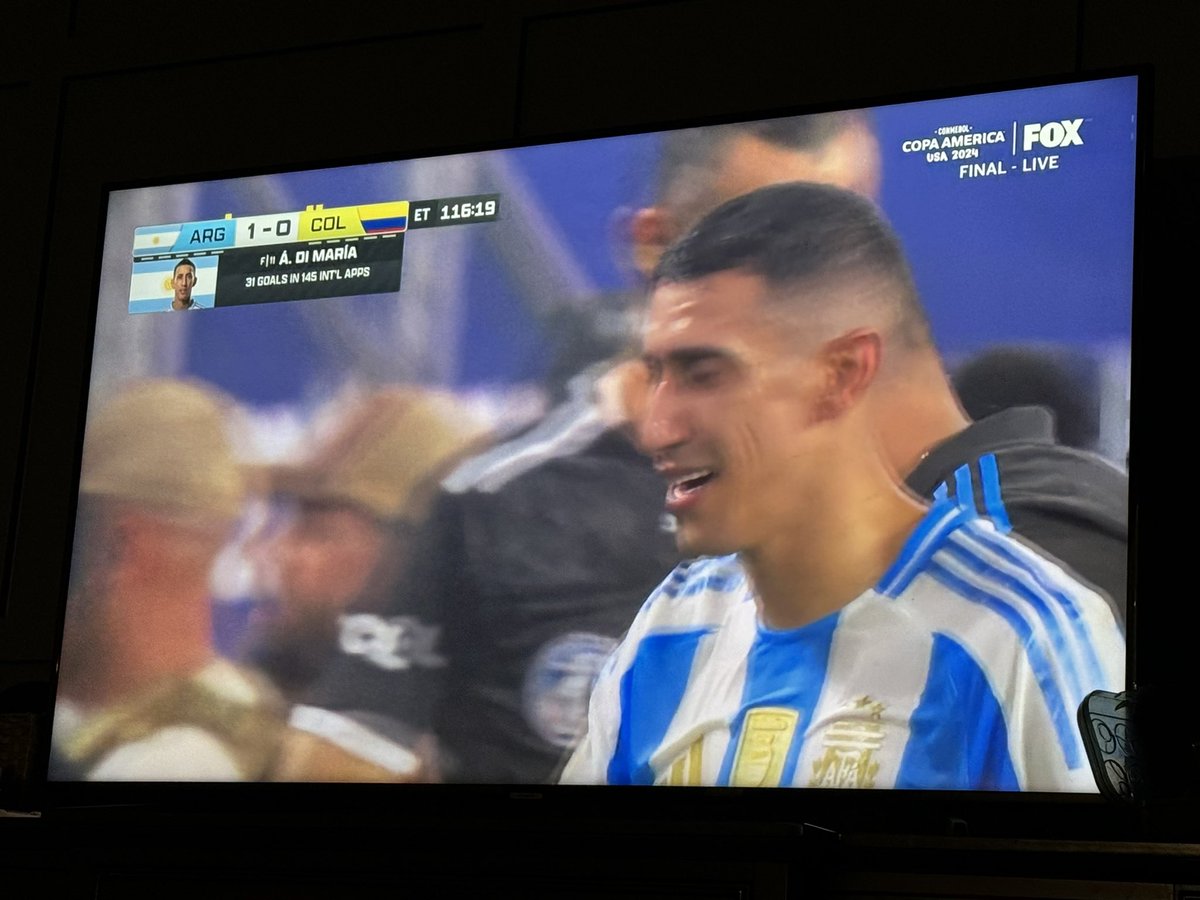 SubechyaB's tweet photo. Legend🙏 #DiMaria https://t.co/kksCqOwCiJ