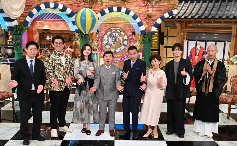 densetsumystery's tweet photo. 📢7/27（土）20時～2時間SP‼️
#謎解き伝説のミステリー🕵🏻‍♂️

／
平安時代の7つの謎に迫る🪻㊙️
「藤原氏」がなぜ栄華を極めることができたのか…🤔
現地取材と貴重な古文書から徹底調査🕵️‍♀️
今熱い🔥
平安ミステリーを追う2時間🪻👘
＼

#爆笑問題 #阿川佐和子
#市川紗椰 #那須雄登（#美少年）#ビビる大木 https://t.co/g0cH4VKji5