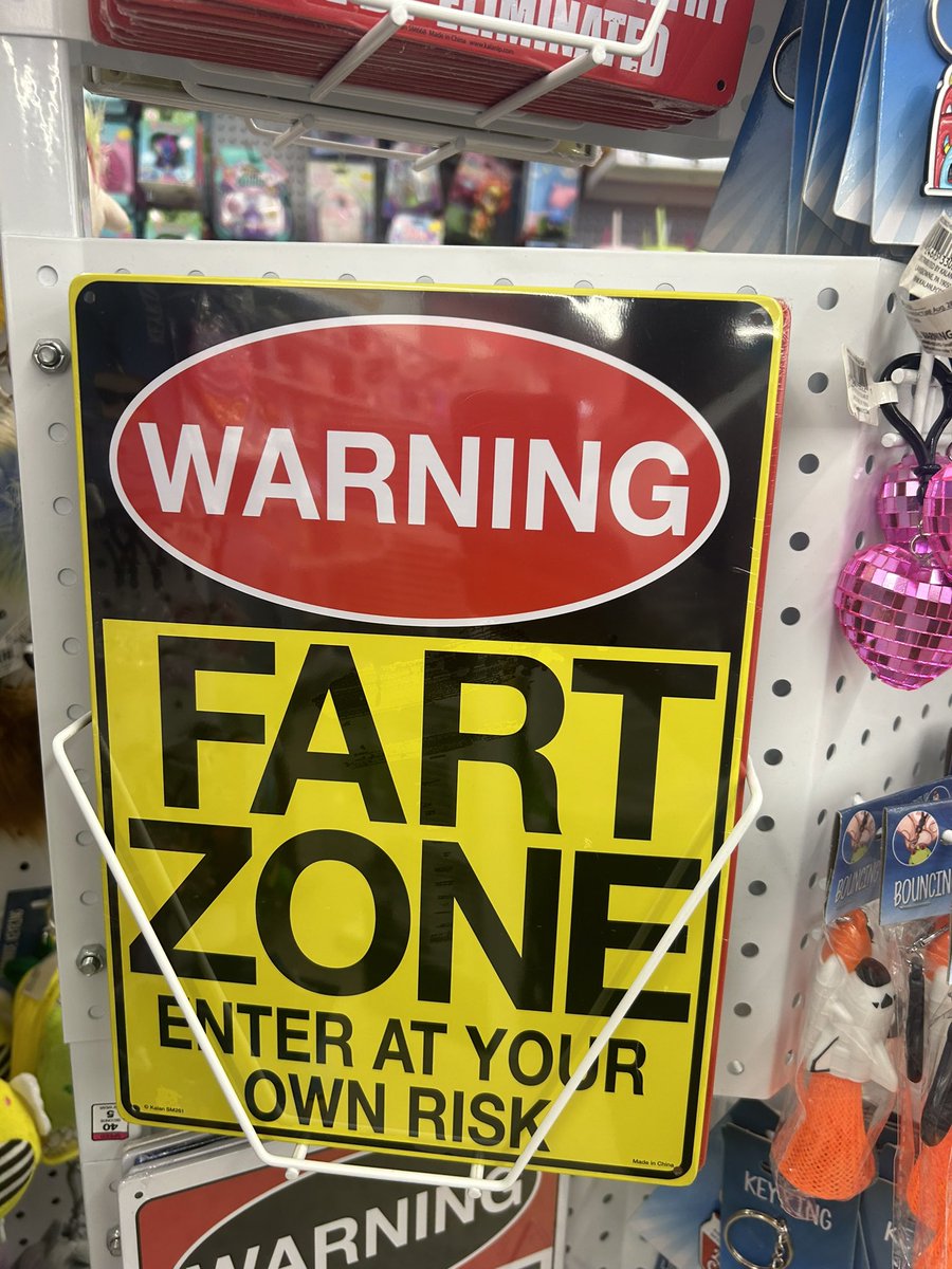DirtyFreakSoCal's tweet photo. #FARTZONE https://t.co/KedzmpbHwW