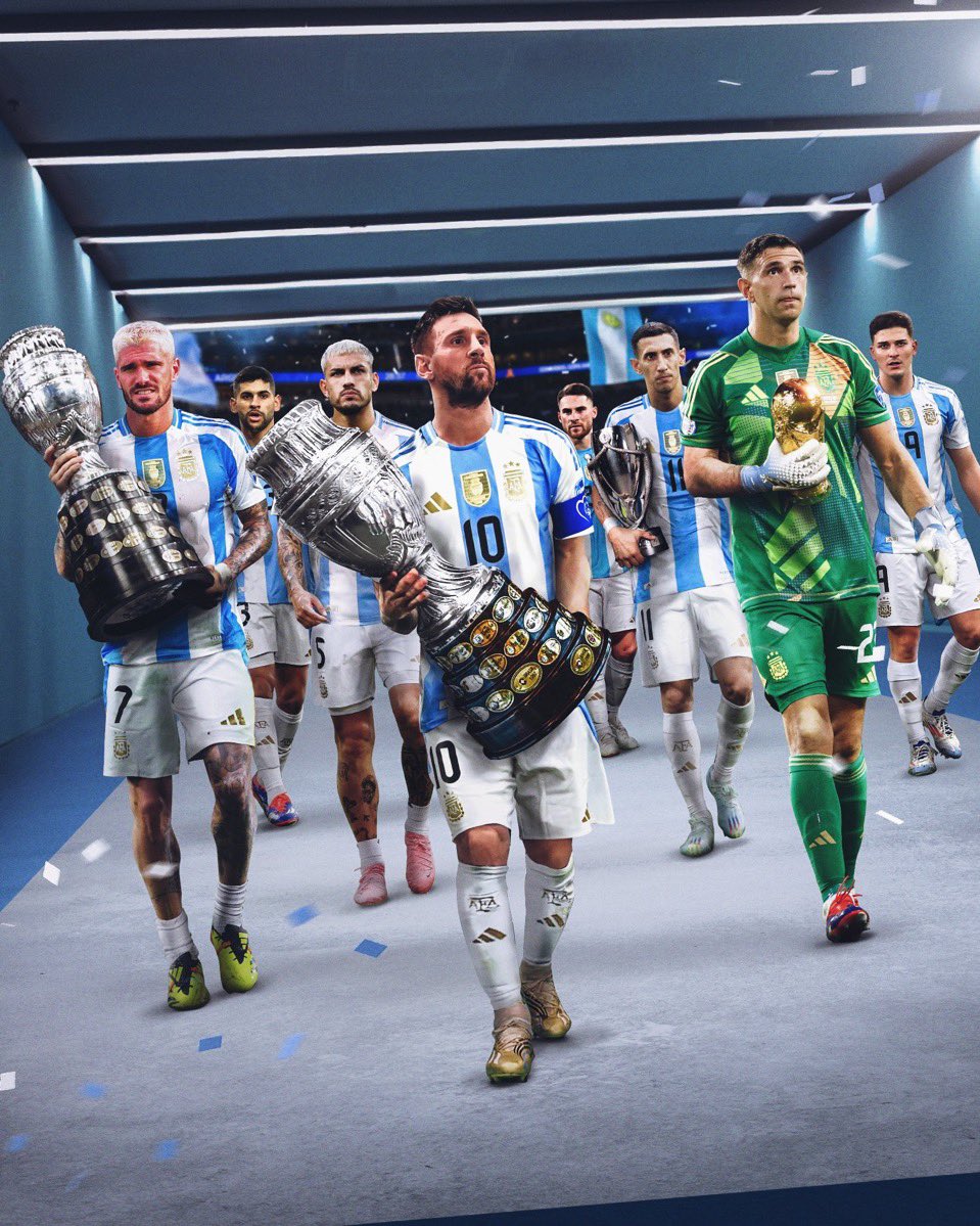 CuriosidadesEU's tweet photo. 🐐🇦🇷 Lionel Messi é o primeiro jogador na história do futebol a conquistar 45 títulos na carreira. https://t.co/Svt24rQmgM