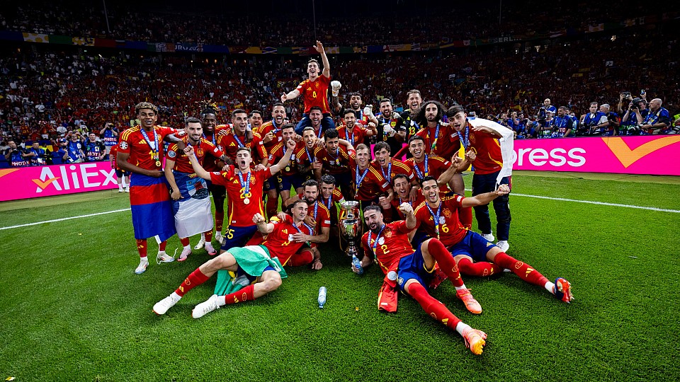 Shadyind's tweet photo. - New Eminem Album.
- Spain won the Euros.
- Lamine Yamal Young POTT.
- Argentina won the Copa America AGAIN.

WHAT. A. WEEK! https://t.co/8OcsYtWB04