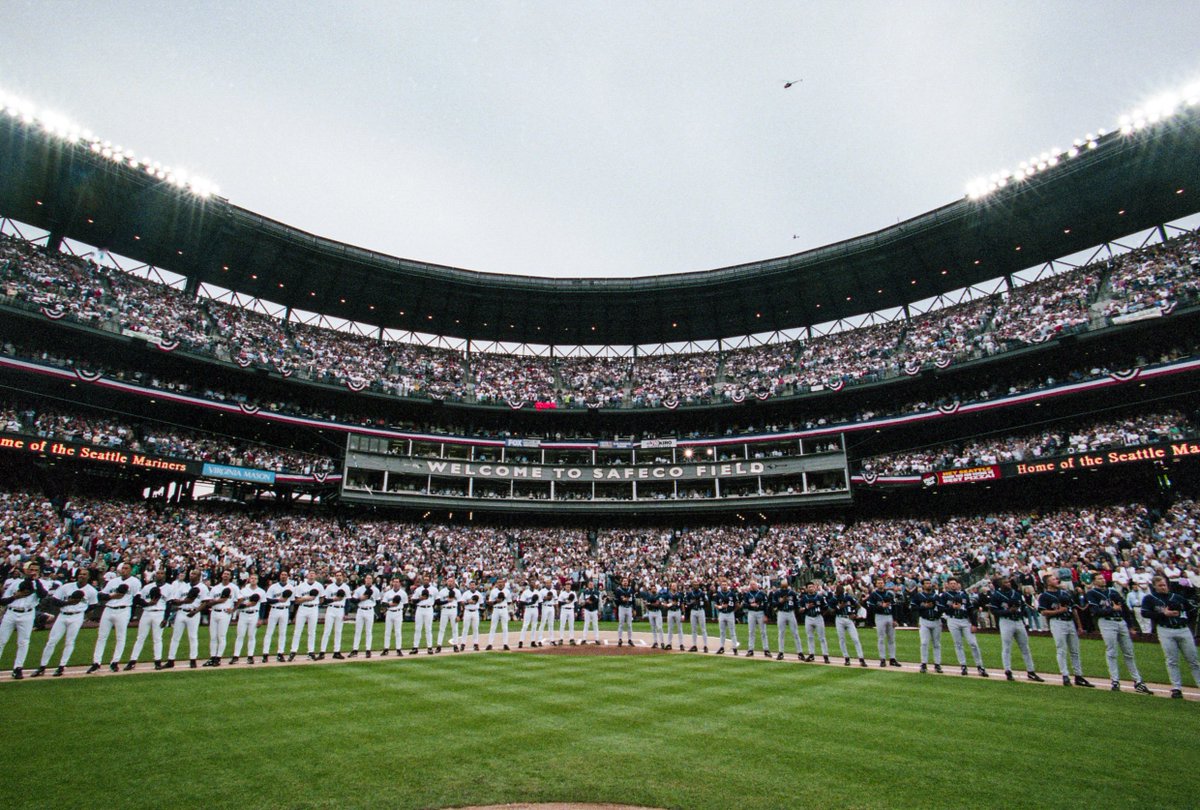 TMobilePark's tweet photo. 2️⃣5️⃣ years ago today, your summer home opened its doors for the first time 💙 https://t.co/nTTMsYdgh0