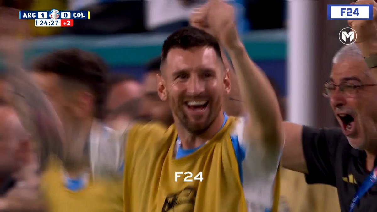 Football_Home10's tweet photo. Finally He is Happy ❤️ 

#argentinavscolombia #CopaAmerica2024 #CopaAmerica #CopaAmérica2024 https://t.co/4u6kuS7Sf6