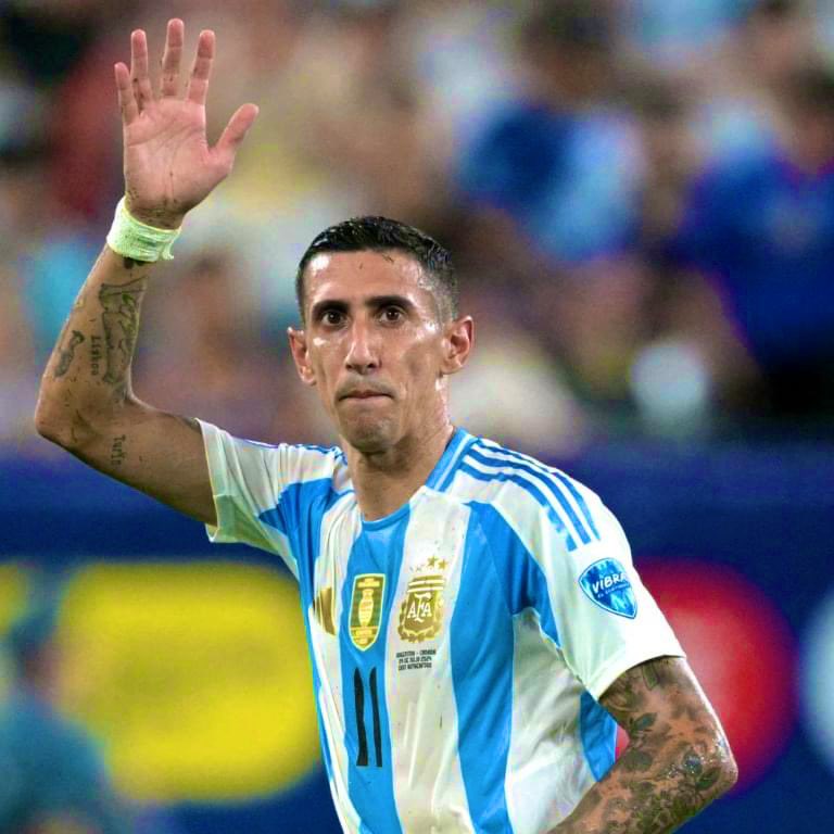Este hombre es el verdadero héroe de Argentina, las cosas como son, el que no se lleva ningún reflector pero es el hombre más determinante en la historia de ese país. Hasta pronto Angelito 🙏

Real Madrid te recordará por siempre.