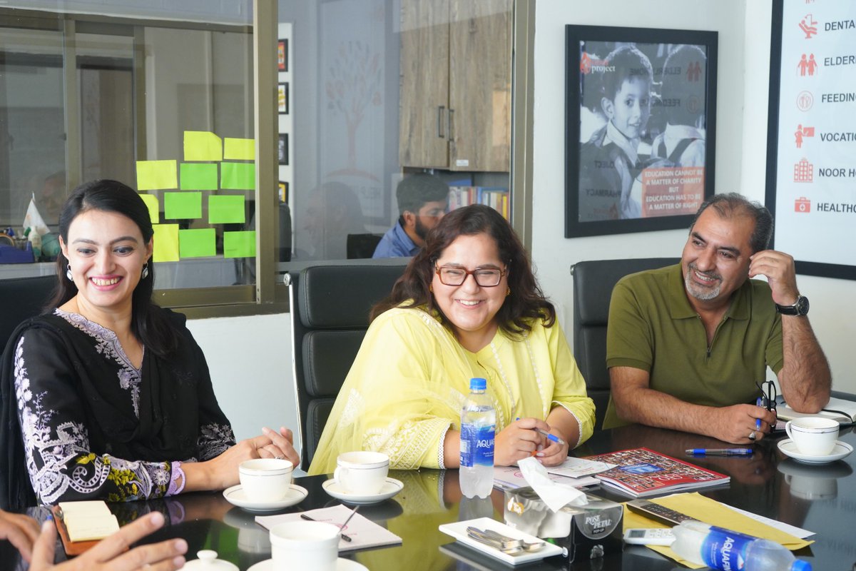 TheNoorProject's tweet photo. We are honored to host Mr. Ijaz Nisar and Ms. Nazeya Qhan from CEO Club Pakistan. They witnessed our initiatives and the impact of our work. We are extremely thankful for their support and encouragement.

#GiveBack #SupportOthers #SpreadKindness #TheNoorProject #HelpingHands https://t.co/OGf3RZCdV1