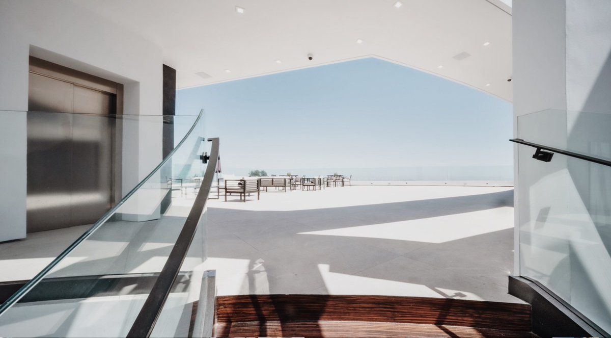 Our A Series Sliding Door elevator providing convenient access to all amenities of the home. 

#luxurydesign #homeelevator #homedesign #homedesigns #luxuryelevator #interiorandhome #architecturaldigest #modernarchitcture #architectlovers #interiordesign #homestyle #elevator