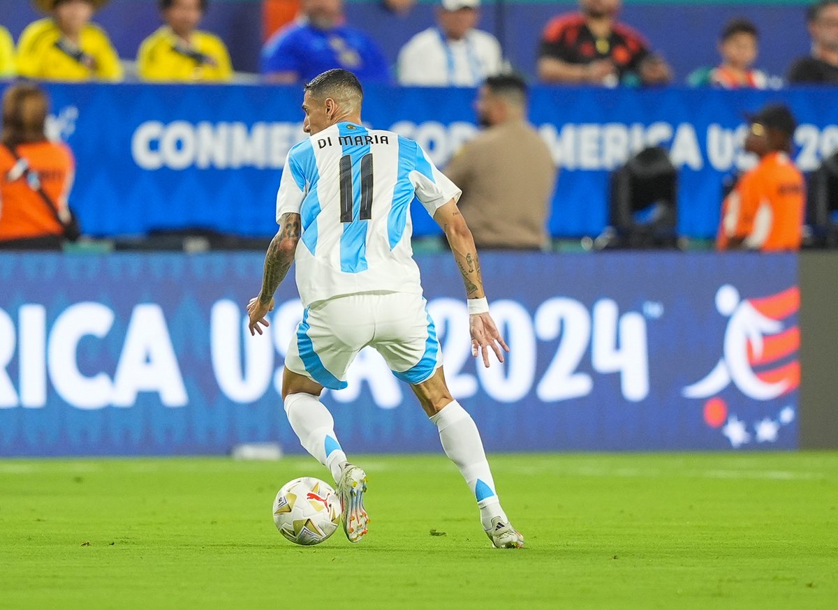 🏆 #CopaAmérica 🎙️ Ángel Di María: "Estaba escrito, era de esta manera. Lo soñé, soñé que me retiraba así. Tengo tantas sensaciones hermosas. Estoy eternamente agradecido a esta generación que me hizo lograr lo que tanto busqué".