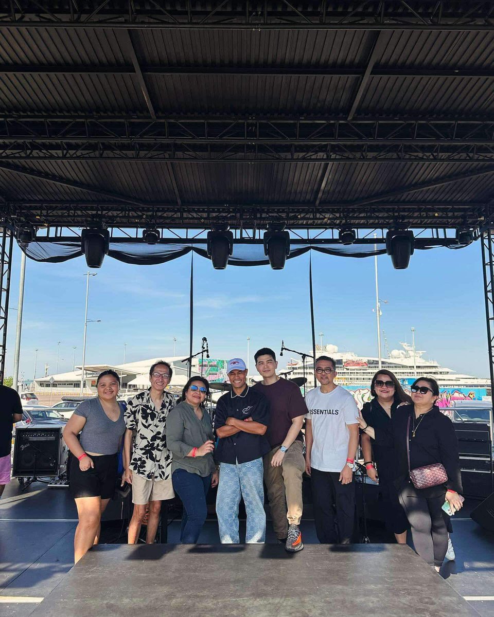 KreativDen, E-Talent International, and the Filipino Australian Association in the Northern Territory, Australia brought Bugoy Drilon and Daryl Ong at the "Hala Bira 2024: Experience the Philippines" event on July 13 at Fort Hill Parklands in Darwin Waterfront.

#KreativDen #KD