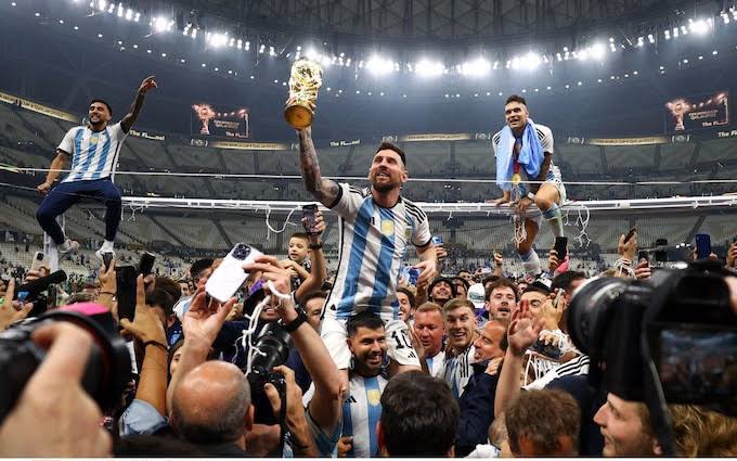 NealGardner_'s tweet photo. Messi’s career arc for Argentina has truly been poetic. 

Phase 1: He carried this side on his back, only to be heartbroken time and time again.

Phase 2: He carried this side, but this time with an excellent supporting cast - leading them to ultimate glory. 

Phase 3: His body couldn’t cope with the mandates, it broke down, but it was his teammates who ultimately stepped up and repaid their dues  

A complete circle, a wild rollercoaster, but an ending dreams are made of. It’s been a  beautiful journey!