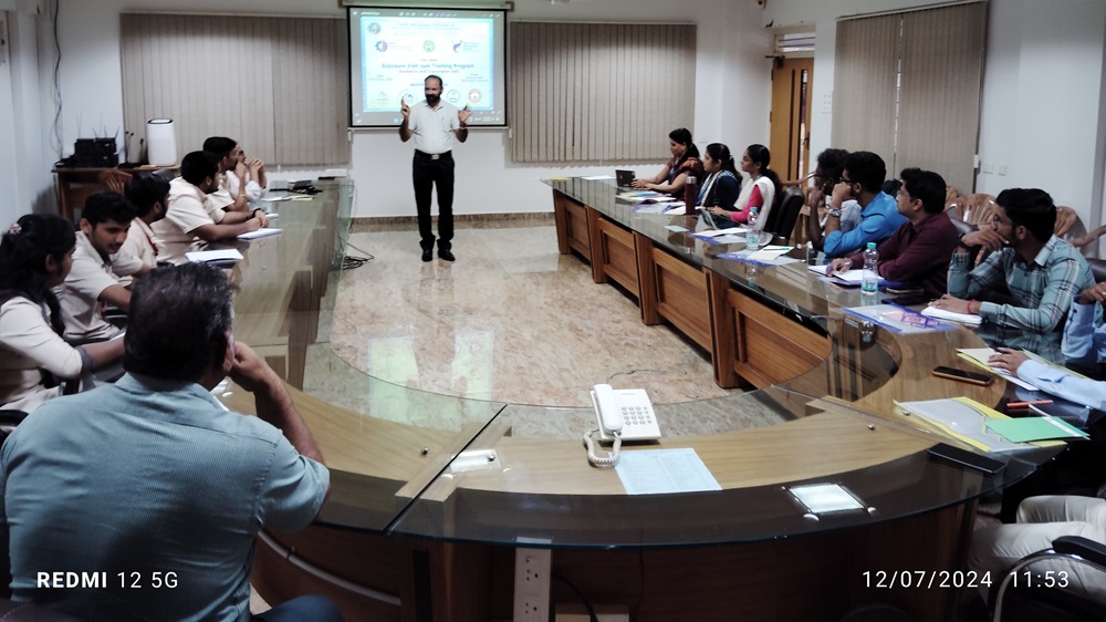 SmvitM's tweet photo. The Institution's Innovation Council, in collaboration with the Entrepreneurship Development Cell of SMVITM, organized a Two-Day “Exposure Visit cum Training Program” under the Mentor-Mentee Scheme of Ministry of Education’s innovation cell, Government of India.
#smvitm https://t.co/bTwb6Hpp1X
