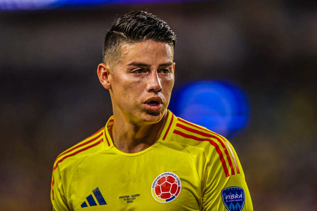 centregoals's tweet photo. 🏆🇨🇴 James Rodríguez wins Best Player of the tournament... 👏 https://t.co/s8bseKOzXB