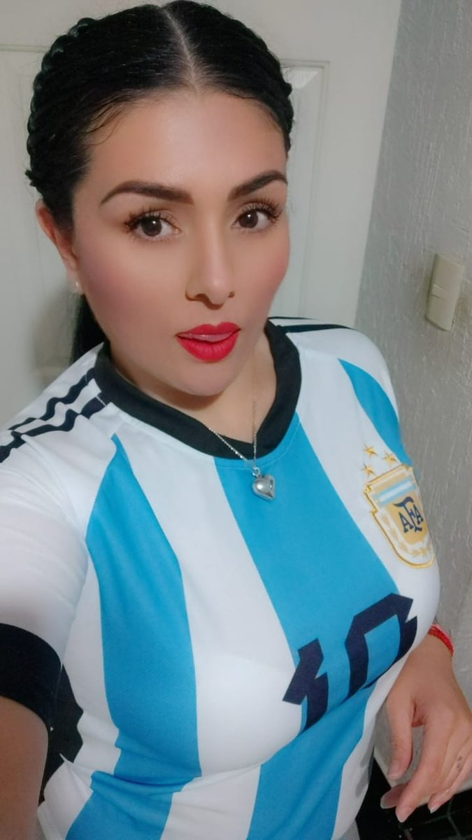 fabvaz10's tweet photo. #FinalCopaAmérica #FinalDeVerano #CopaAmèrica campeón #argentina 💙 https://t.co/B8pPyNe0fg