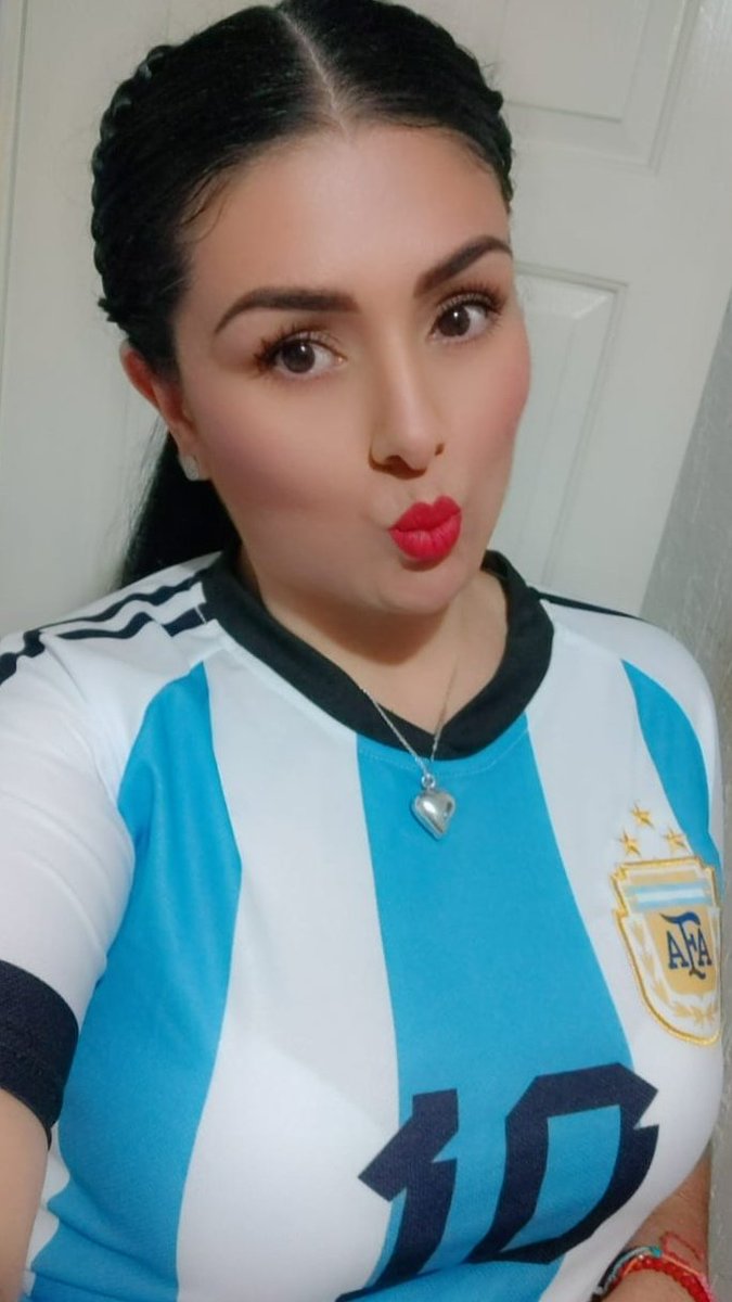 fabvaz10's tweet photo. #FinalCopaAmérica #FinalDeVerano #CopaAmèrica campeón #argentina 💙 https://t.co/B8pPyNe0fg