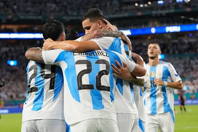Aneesh_98's tweet photo. Argentina is Your Copa América 2024 Champion! 🇦🇷🏆
#Argentina won back to back Copa Title.!🙌
Most Copa America's Won In History !! (16) 🏆
#ARGvsCOL | #Argentina | #CopaAmericaFinal https://t.co/rK3YlWoexJ