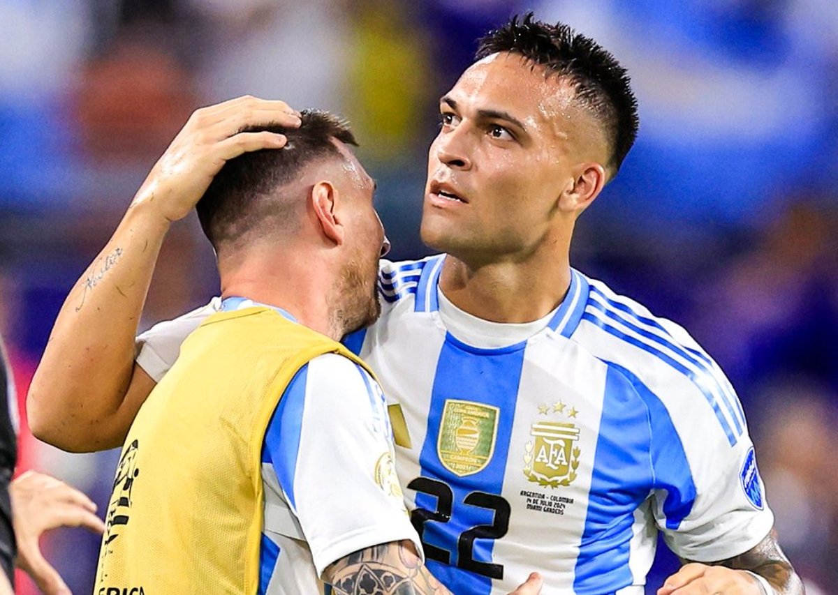 Aneesh_98's tweet photo. Argentina is Your Copa América 2024 Champion! 🇦🇷🏆
#Argentina won back to back Copa Title.!🙌
Most Copa America's Won In History !! (16) 🏆
#ARGvsCOL | #Argentina | #CopaAmericaFinal https://t.co/rK3YlWoexJ