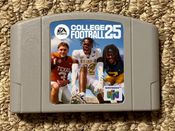 DaysTillNCAA's tweet photo. The game came in the mail a little to early, It doesnt seem to fit in the PS5. Anyone know whats up? #CFB25 https://t.co/r5Hg9WqWr7