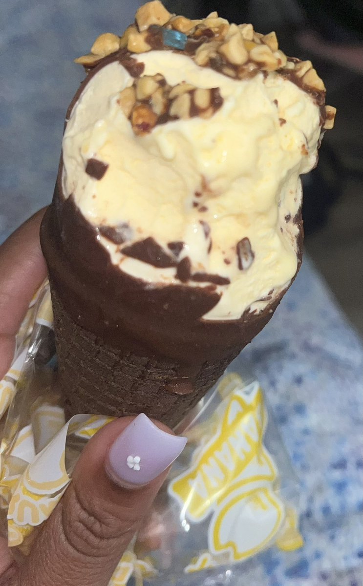 zmw⭐️✨ tweet media