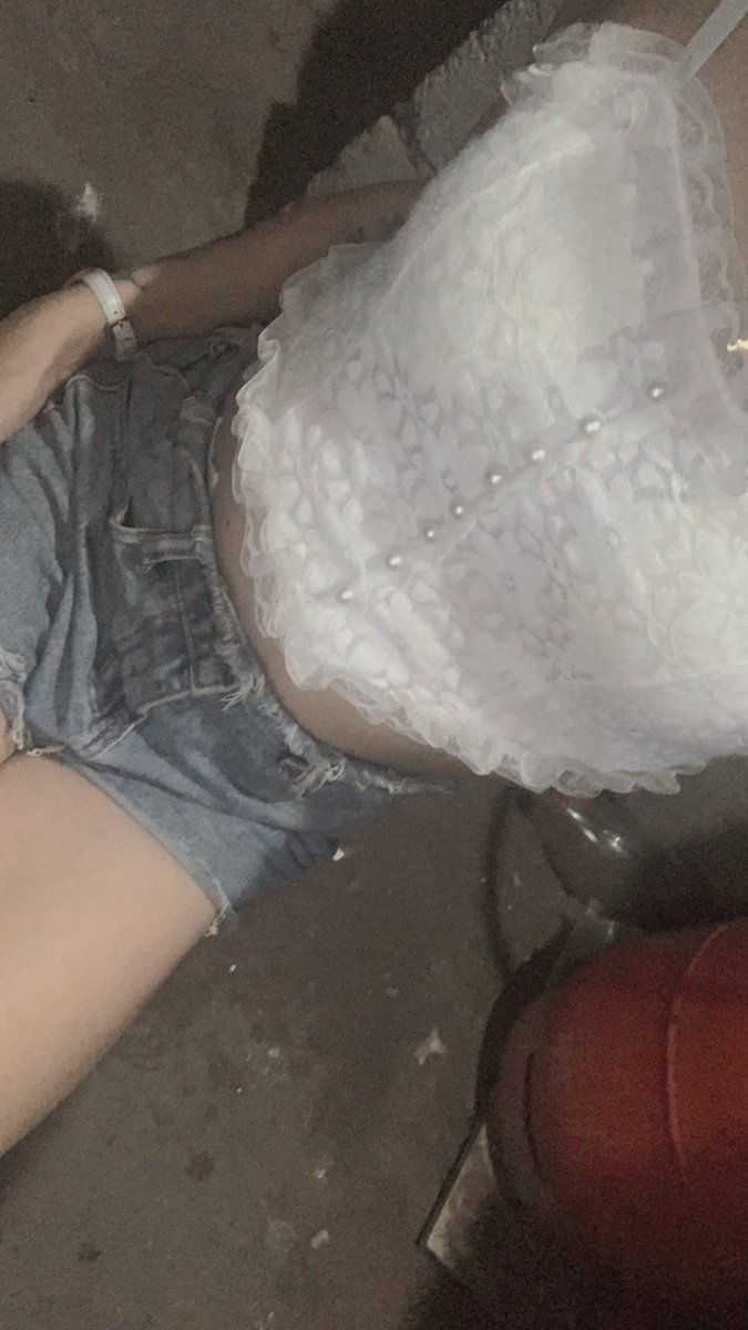 𝓲𝓻𝓲𝓼♕ (LF SUGAR DADDY💕) tweet media