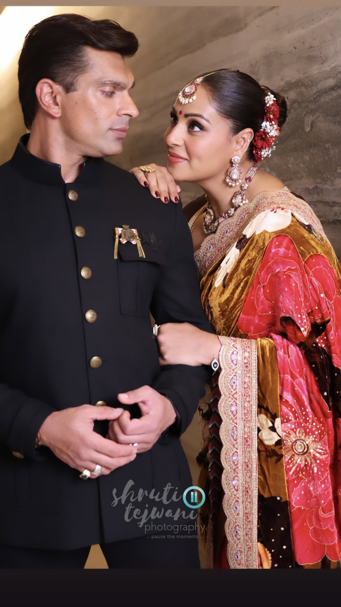 Image Hot Actress Bipasha Basu | iiQ8 Beautiful Indian Heroine BipashaBasu