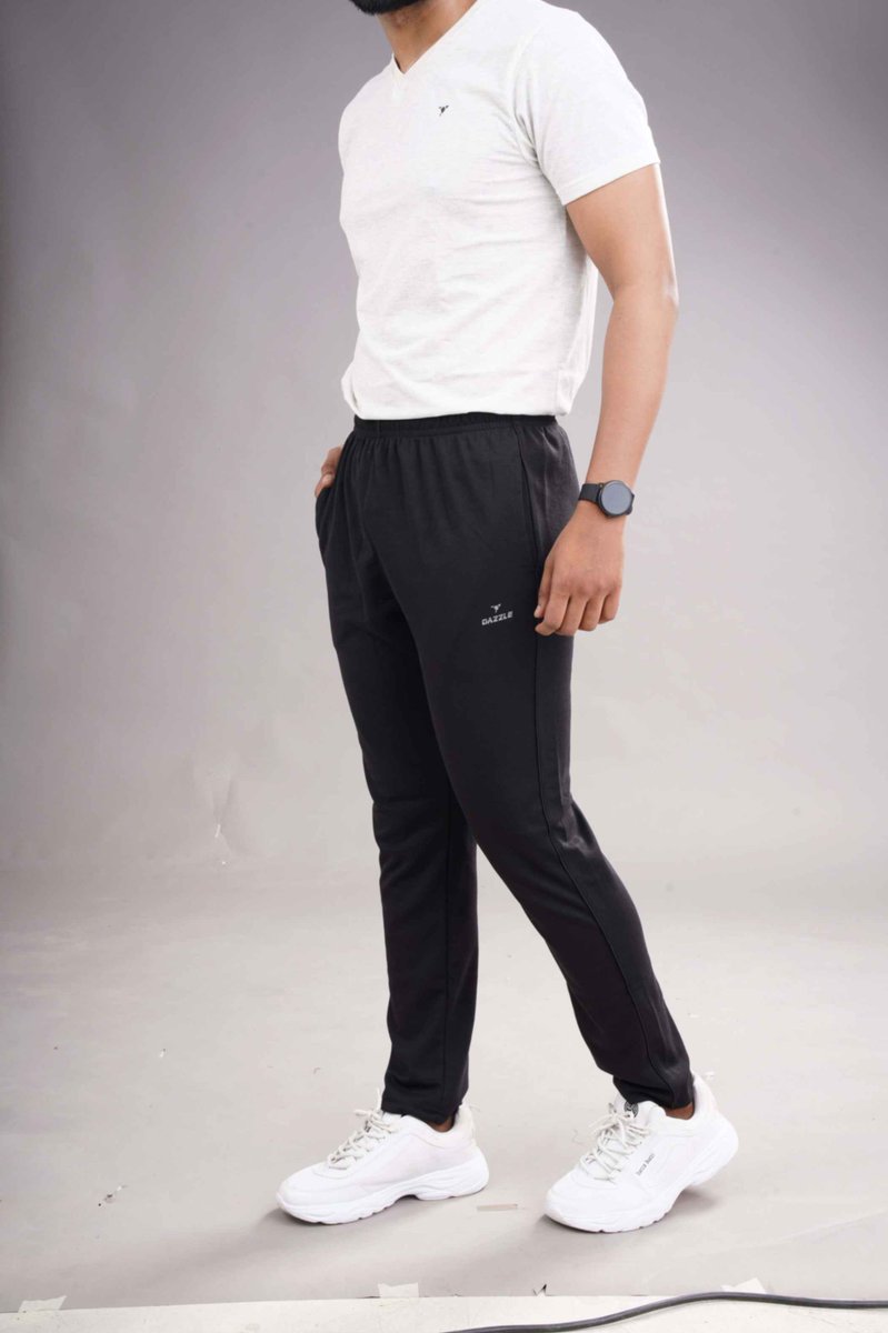 PC Special track pants for men. Get the latest collection at the best prices.

#DazzleSportsWear #TrackPantsOnline #JoggerPants #ActiveWear #onlineshopping #Mondaymotivaion