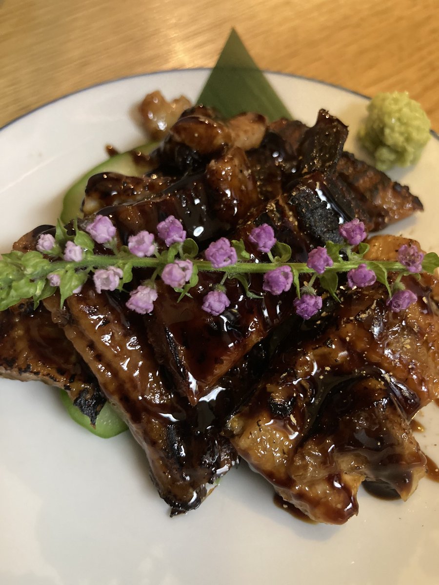 zu_shi_3's tweet photo. 焼乃魚島🐟🏝️
めっちゃくちゃ美味しかった🥹🥹
好き！！🐟🍶
＃焼乃魚島
＃日本酒
＃沖縄 https://t.co/DYVfVO6StE
