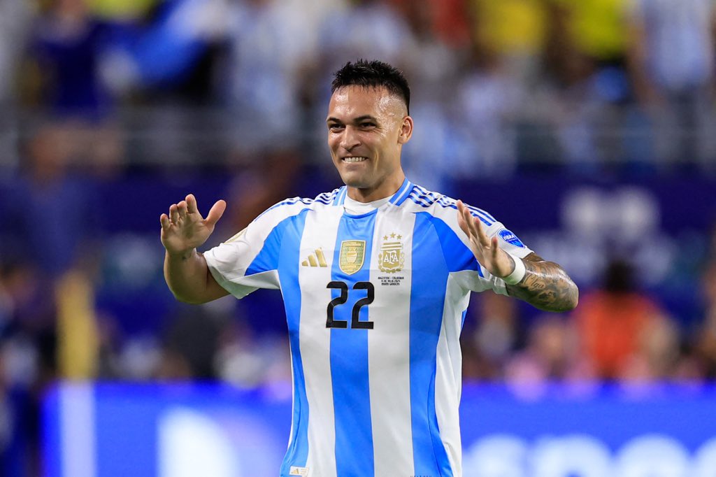 Se atrevieron a dudar de el. Se cansó de cerrar ortos. SIEMPRE LAUTARO MARTÍNEZ.