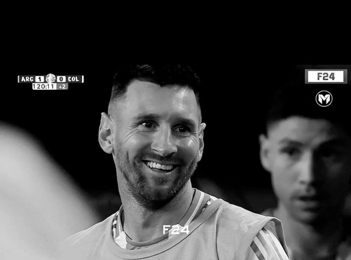 _bn3li's tweet photo. مبسوط الرئيس♥️ https://t.co/1tHOzF9PXu