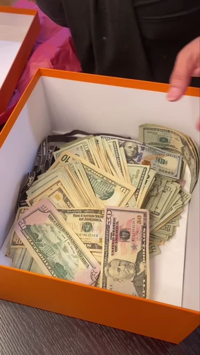 aaliyahscorp's tweet photo. may $10,010 come towards you with ease now 💰 https://t.co/nskUwbLXcq