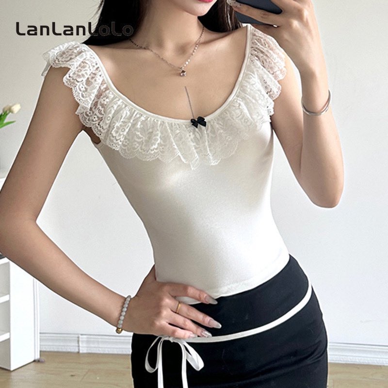 PonLy51346972's tweet photo. 📌 ป้ายยาเสื้อลูกไม้ปาดไหล่ ใส่แล้วฟิลเจ้าหญิงสุดๆ เนื้อผ้านุ่ม ใส่สบาย 
📌 ป้ายยากระโปรง ที่แมทช์ได้กับทุกลุค ดูดี ลุคคุณหนูมาก 

👚 https://t.co/rOro73sOAI
👗 https://t.co/rdHmd84D30

#ช้อปช้อปปี้ไม่ตกเทรนด์ #ช้อปปี้แฟชั่น #ป้ายยาช้อปปี้ #ช้อปปปี้ถูกชัวร์ https://t.co/Drn8IxaYx1