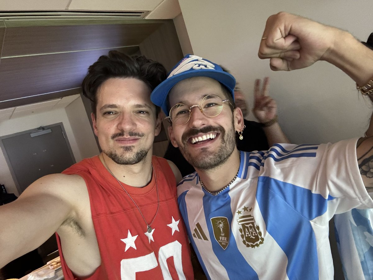 LassoMusica's tweet photo. AQUÍ AMAMOS A MESSI 🇦🇷❤️ https://t.co/nDOByLdgtf