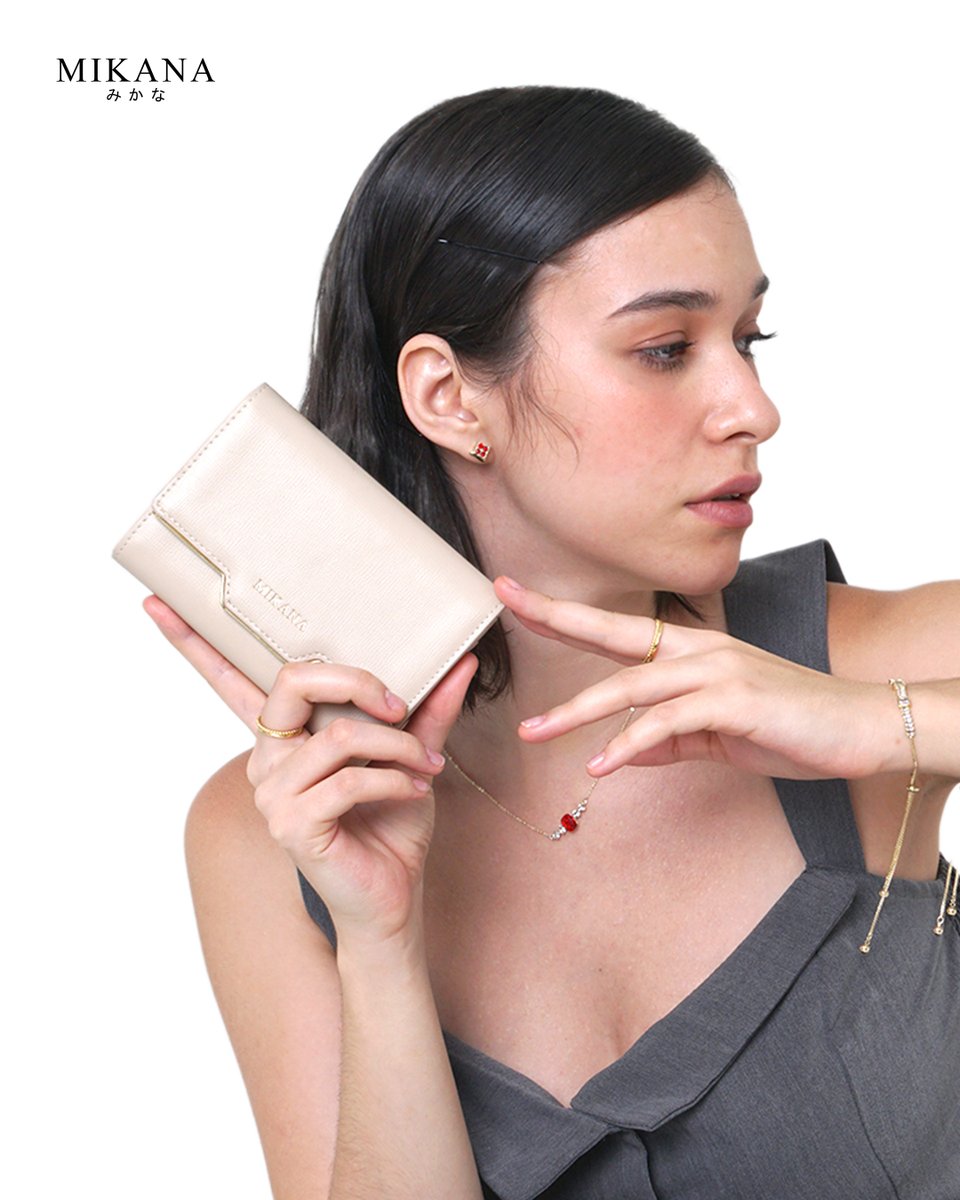 mikanajp's tweet image. Functionality in every compartment! 🥰

🔍Miwako Wallet

Check us here:
🛒 Lazada: s.lazada.com.ph/l.QC7
🛒 Shopee: shope.ee/6UvNlXVtyp
🛒 Tiktok: vt.tiktok.com/ZSedF4WCo

#MikanaCarefreeLuxury #BackpackCollection #MikanaBags