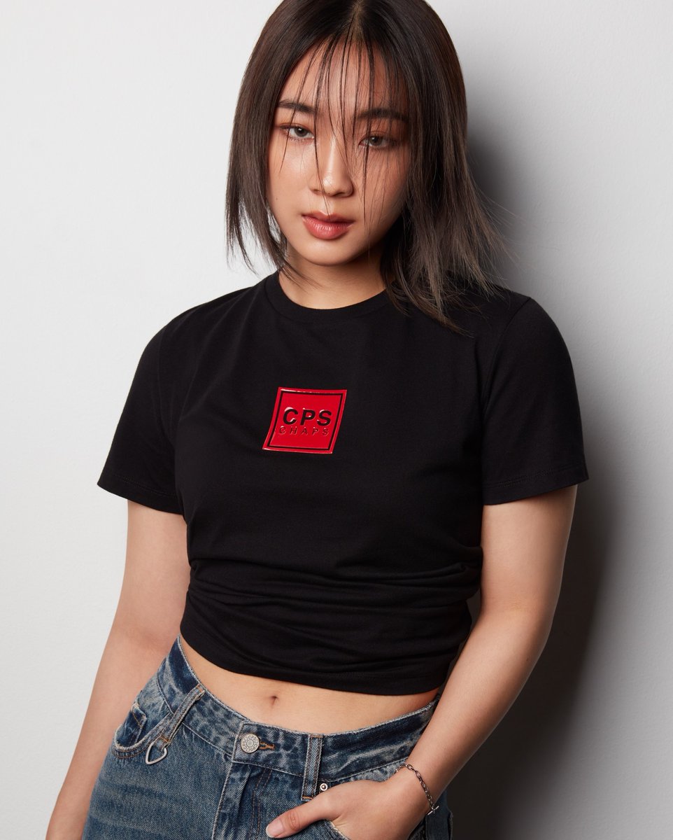 4eveOfficial's tweet photo. ใครกำลังมองหาไอเทมที่ใส่ได้ทุกวันไม่มีเบื่อ บอกเลยต้องมี Box Logo Tee ของ CPS CHAPS ใครชอบแนวเบสิคก็สามารถใส่ได้ หรือเพิ่มความเป็นแฟชั่นขึ้นมาก็ต้องเป็นลาย Basic Stripped บอกเลยว่าสาว ๆ ต้องมีติดตู้ไว้!
📍ช้อปเลยที่ CPS CHAPS ทุกสาขา และช่องทางออนไลน์
#CPSCHAPS #logotee #4EVE
#CreativityPassionSelf