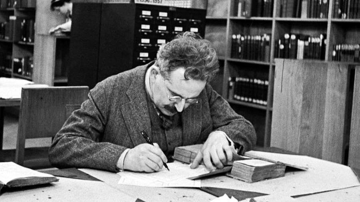 "Solo per chi è senza speranza c'è data la speranza"
Il 15 luglio 1892, a Berlino, nasce Walter Benjamin