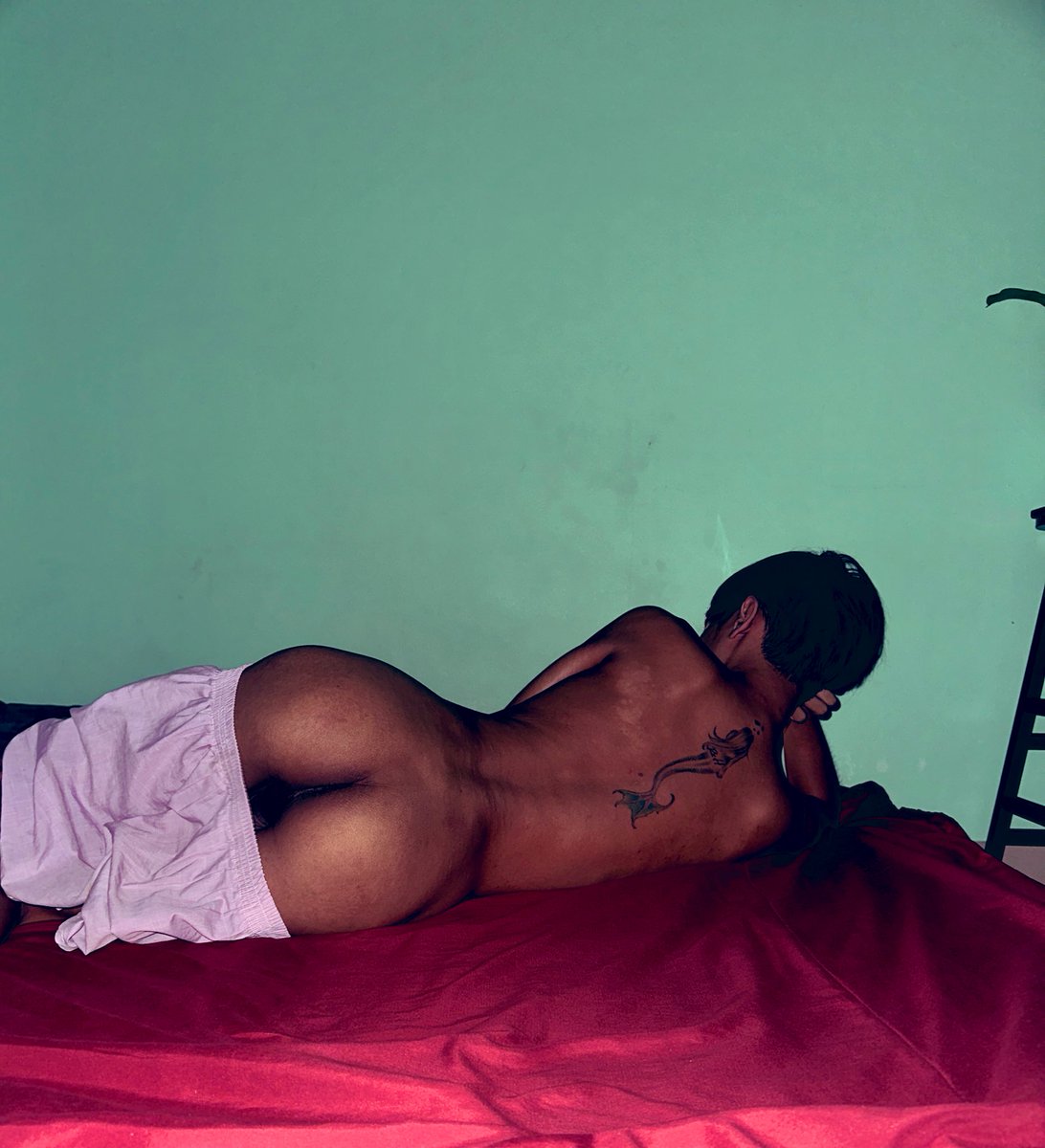 𝐴𝑁𝐺𝐸𝐿𝑂 tweet media