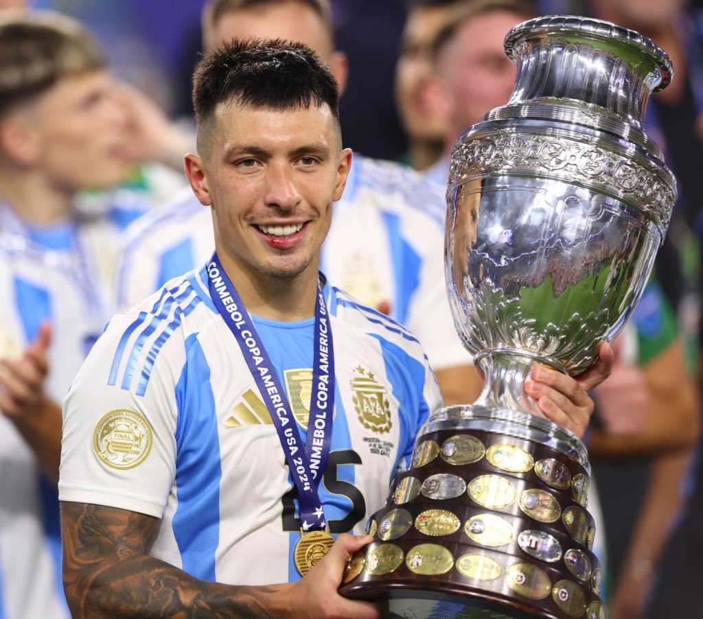 ZaidBalll's tweet photo. Since joining Manchester United:

FA Cup Winner. 🏆
Carabao Cup Winner.🏆
World Cup Winner. 🏆
Copa America Winner. 🏆

HE IS A BORN WINNER!😍❤️ https://t.co/MbLwMIX4gG