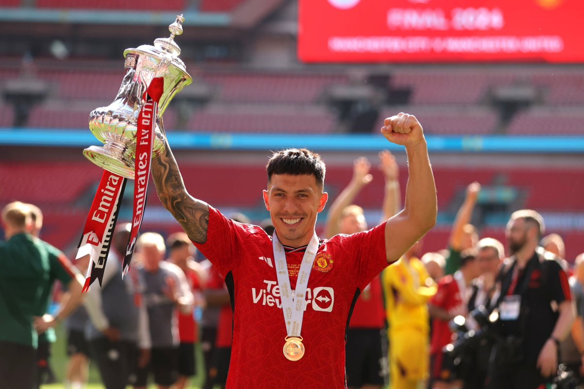 ZaidBalll's tweet photo. Since joining Manchester United:

FA Cup Winner. 🏆
Carabao Cup Winner.🏆
World Cup Winner. 🏆
Copa America Winner. 🏆

HE IS A BORN WINNER!😍❤️ https://t.co/MbLwMIX4gG